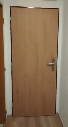 Vchodové dveře do bytu 2